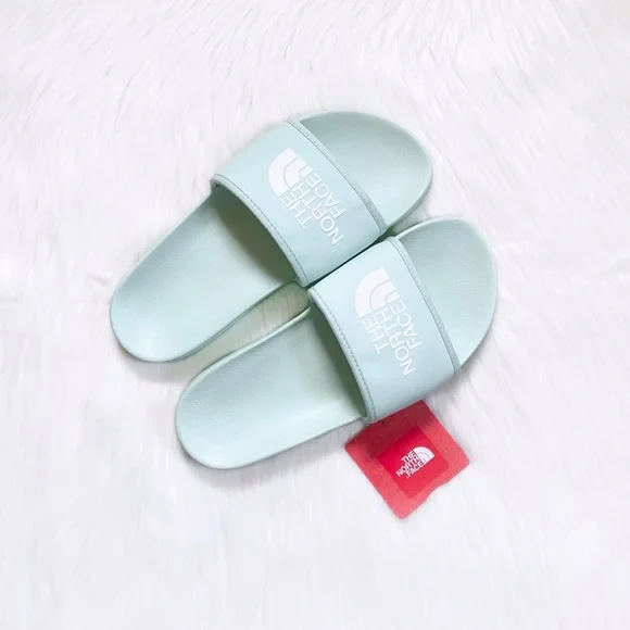 The North Face Women’s Basecamp Slide III - Picture 4 of 6